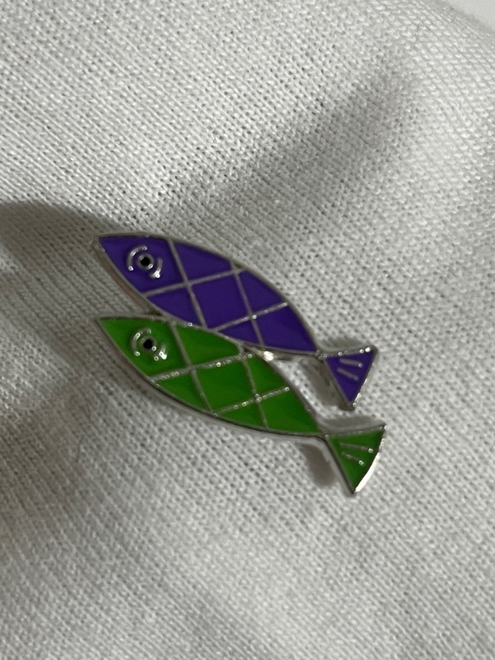 Green & Purple Fish Pin Accessory for Pets and Gear - Picture 8 of 9